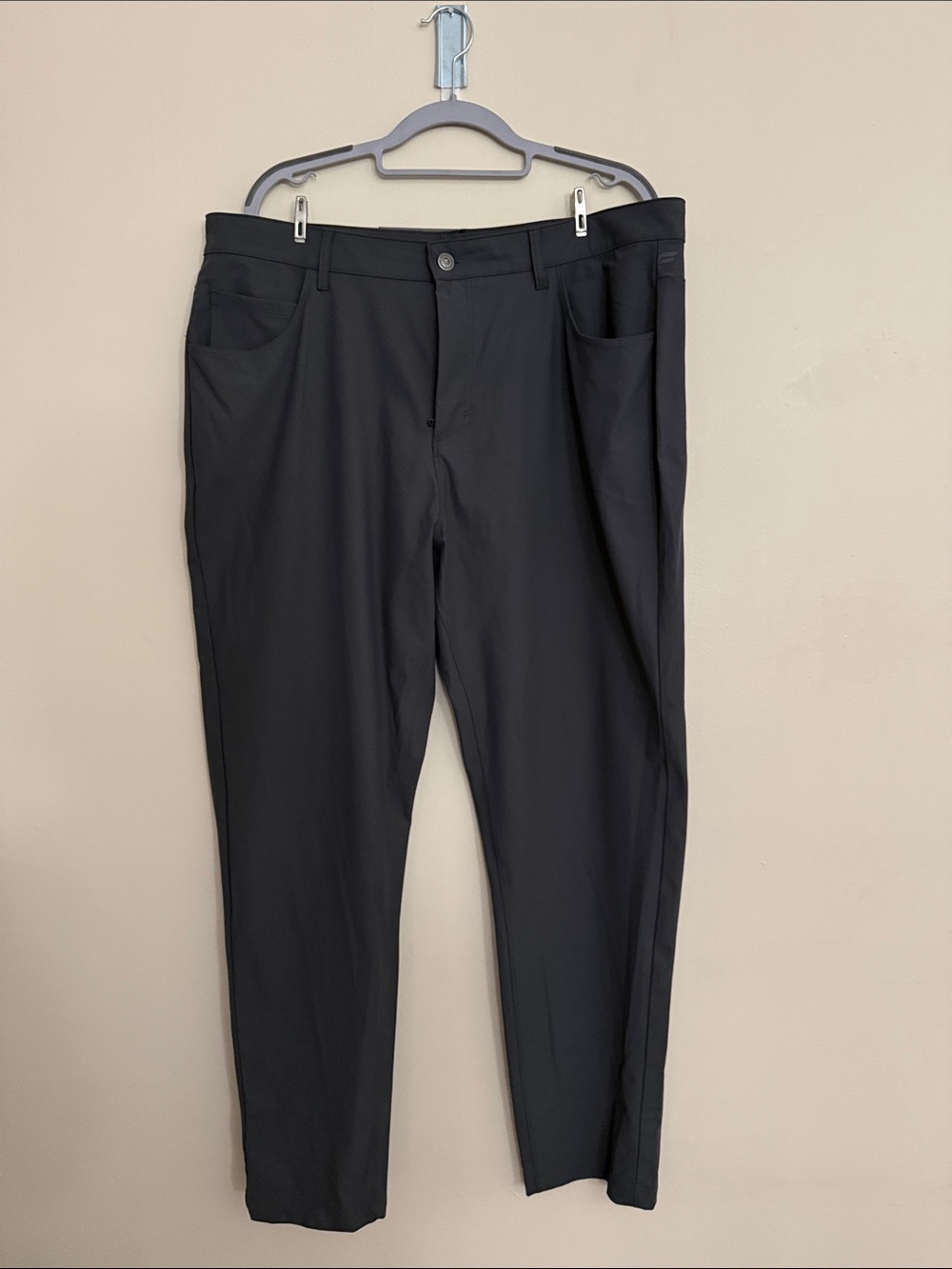 Fabletics Men's Black Tech Trousers 38x32